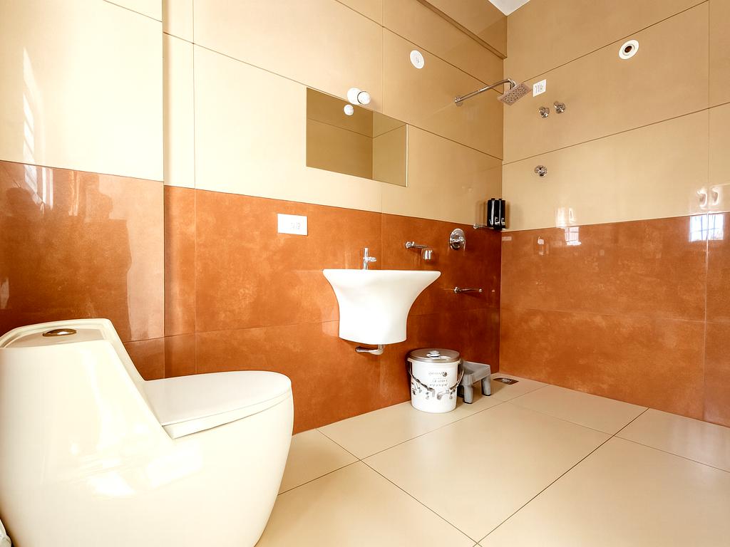 8 Bed Family Room, Savi Service Apartments